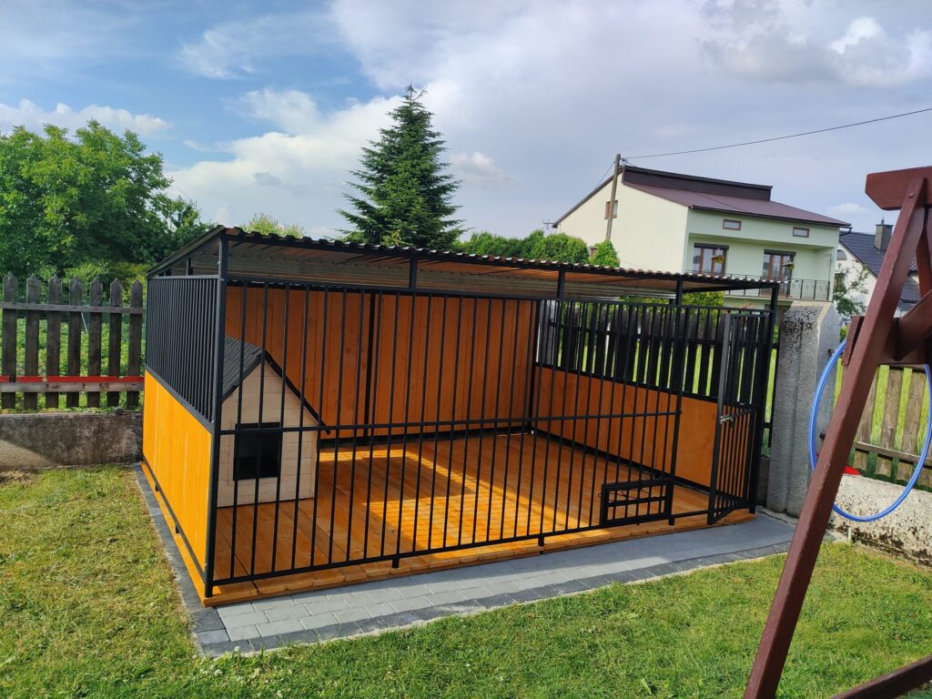 KUTYAKENNEL 4×3 m ID K13