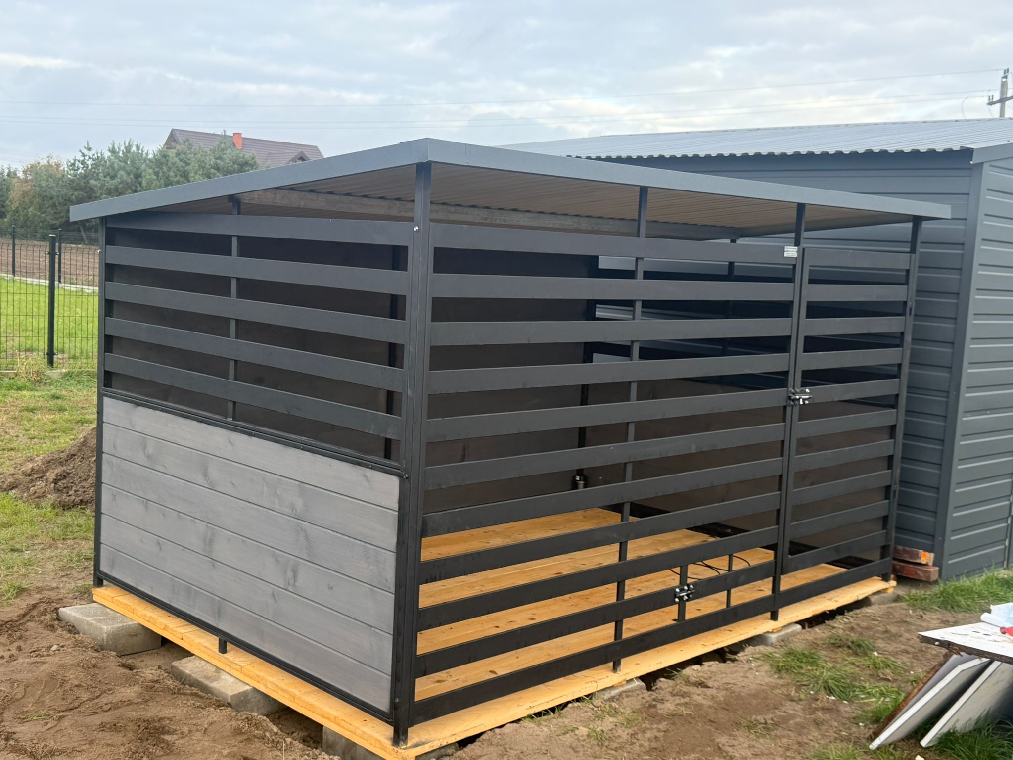 KUTYAKENNEL 3×2 m ID K15