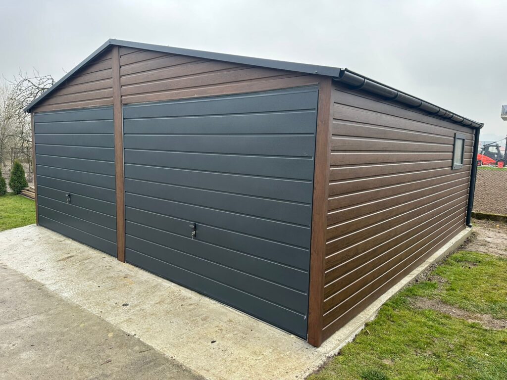 Fahatású garázs 6 m x 6 m ID- D25