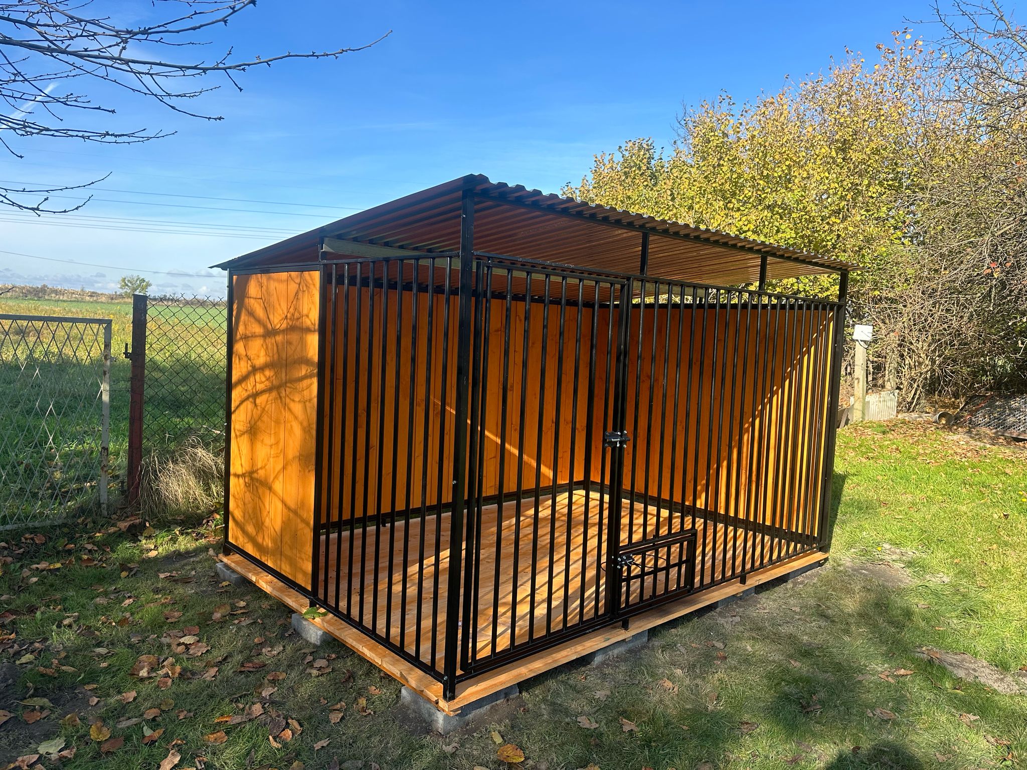 KUTYAKENNEL 3×2 m ID K09