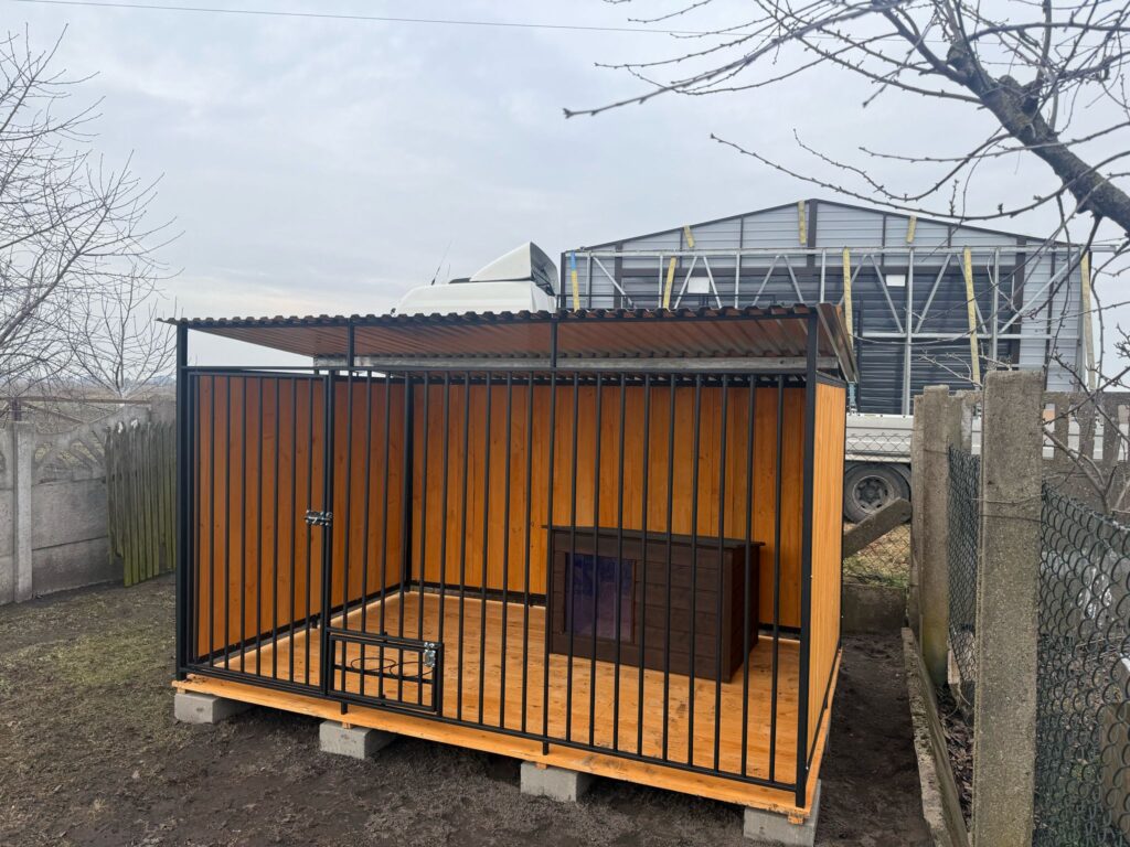 KUTYAKENNEL 3 × 2 m ID K03