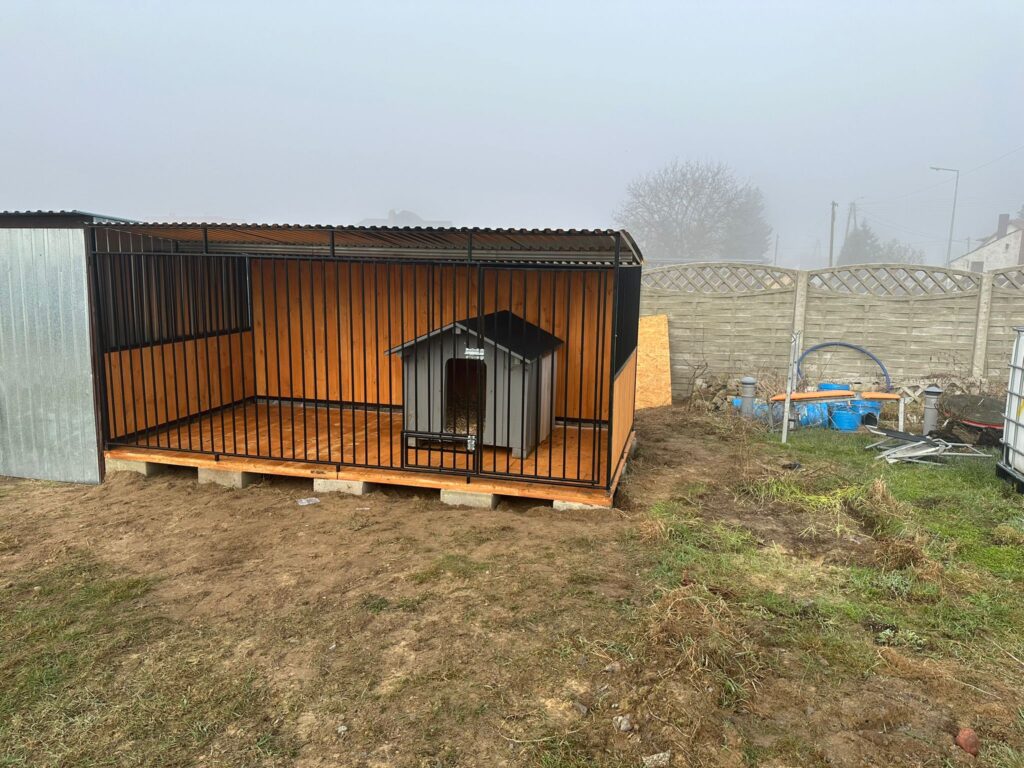 KUTYAKENNEL 4 × 2 m ID K31
